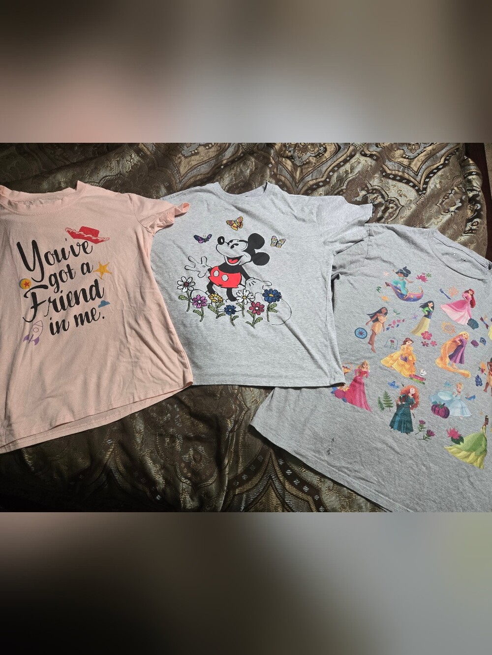 Disney Graphic Tee Lot Womens